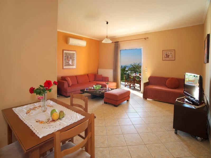 Eleftheria Apartment *