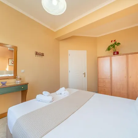 Eleftheria Apartments Vlachata Extérieur photo